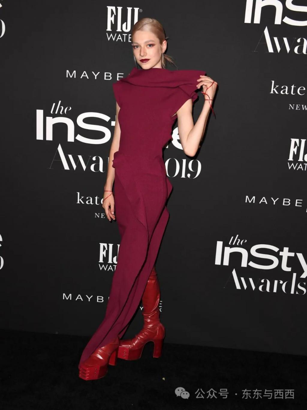 美神降临红毯，艳压所有女星，谁能想到几年前她是个男生……