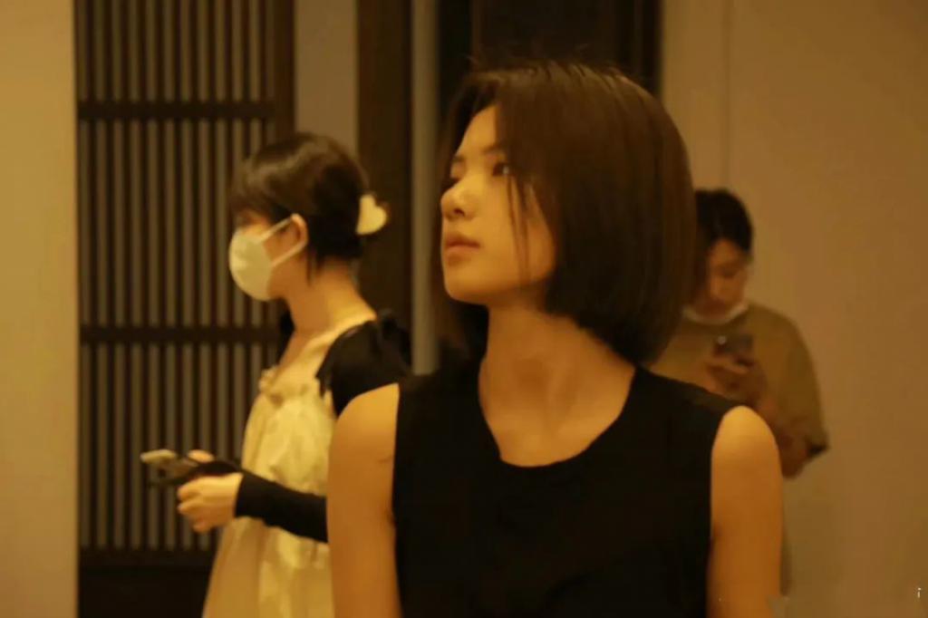 内娱第一beta恋爱了？？网友：他的人夫感太强了