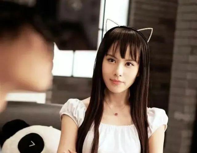 内娱第一beta恋爱了？？网友：他的人夫感太强了