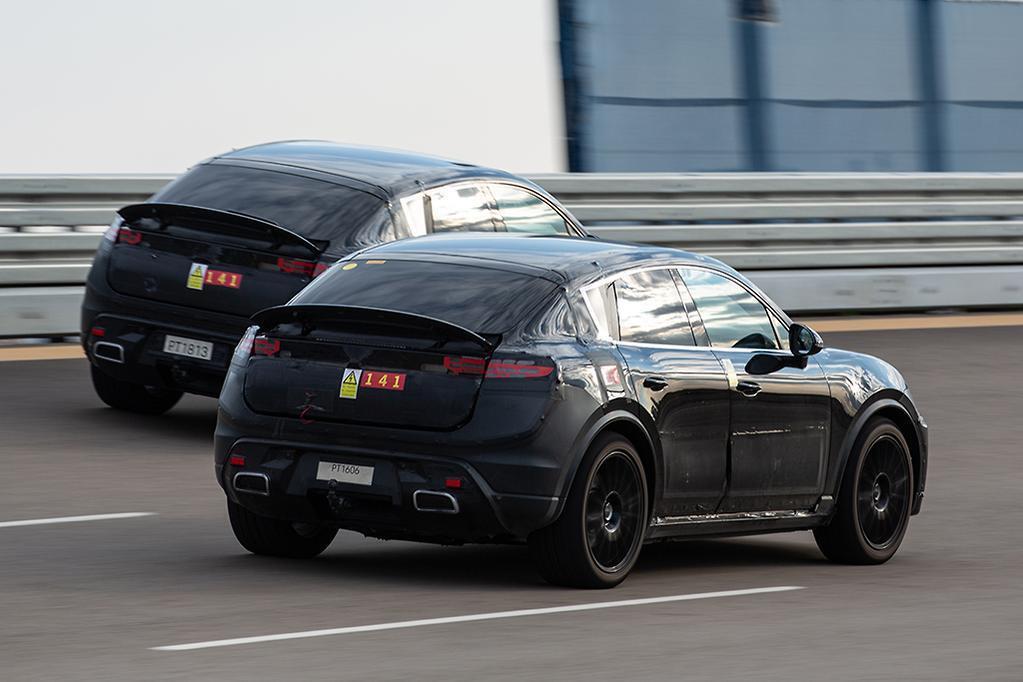 保时捷纯电动 Macan EV 即将迎来首秀，续航超 500 公里