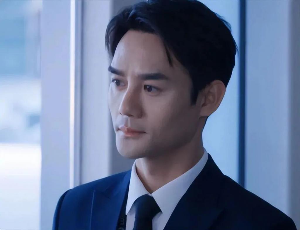 王凯对比杨烁，老天赏饭吃与科班毕业的演技一目了然