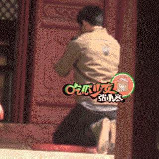 靠好角色逆风翻盘，娱乐圈是全世界最势利眼的地方？