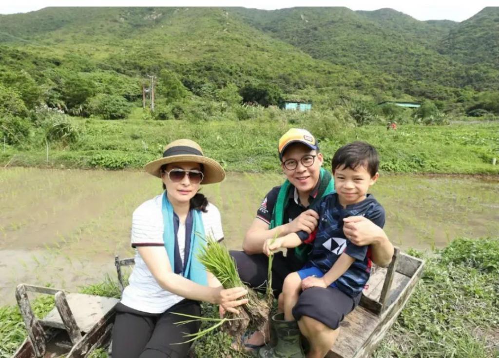 还记得霍启刚的儿子吗？隔代遗传了霍英东的长相？