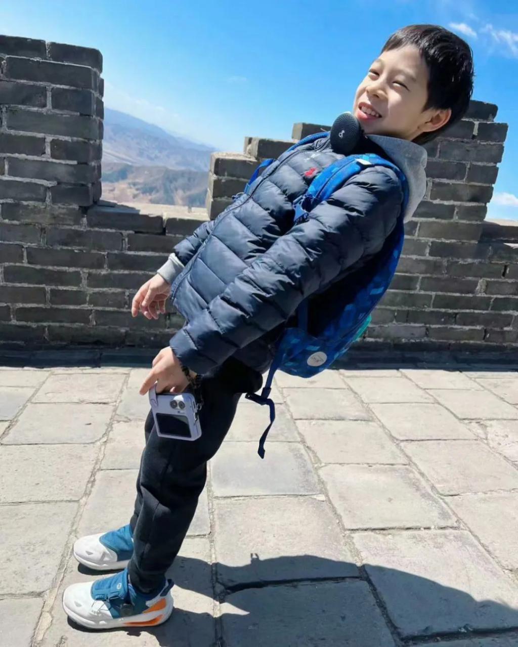 还记得霍启刚的儿子吗？隔代遗传了霍英东的长相？