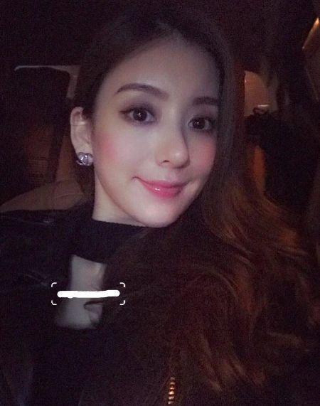 方媛旧照：穿得像千金名媛，审美领先10年