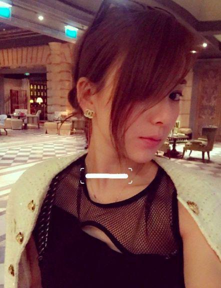 方媛旧照：穿得像千金名媛，审美领先10年