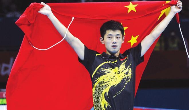 张继科体育馆被偶遇！变胖变黑，状态憔悴沧桑，眼神木讷