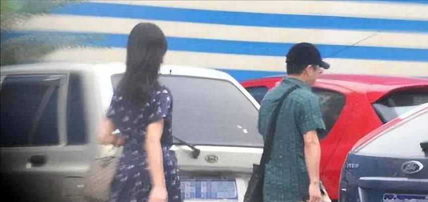 被央视开除，要求中国人向世界道歉，他到底发生了什么？