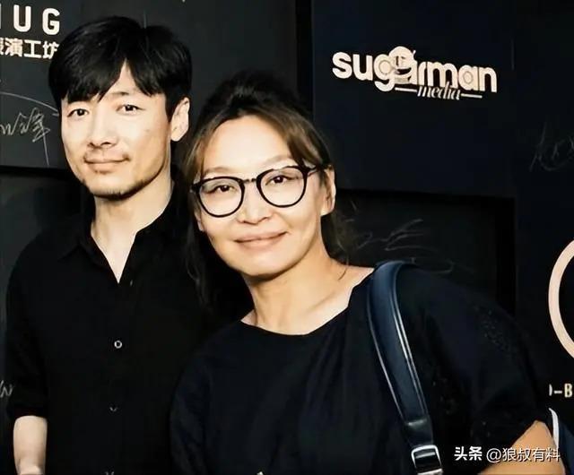 “八竿子打不着”的两人，竟然是夫妻