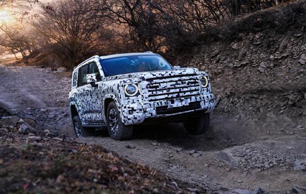 复古方盒子设计 柴油汽油双动力！全新哈弗H9官图发布