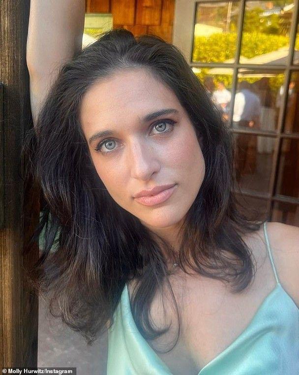 马修·派瑞被曝出轨！把咖啡桌砸向未婚妻，把女友人撞墙