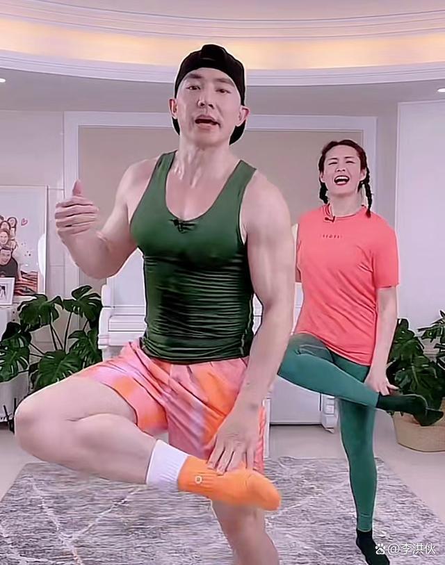 贾玲的减肥惹争议，刘畊宏健身操伤身体，明星的成功别乱复制