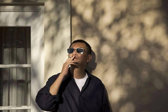 王家卫，别装了