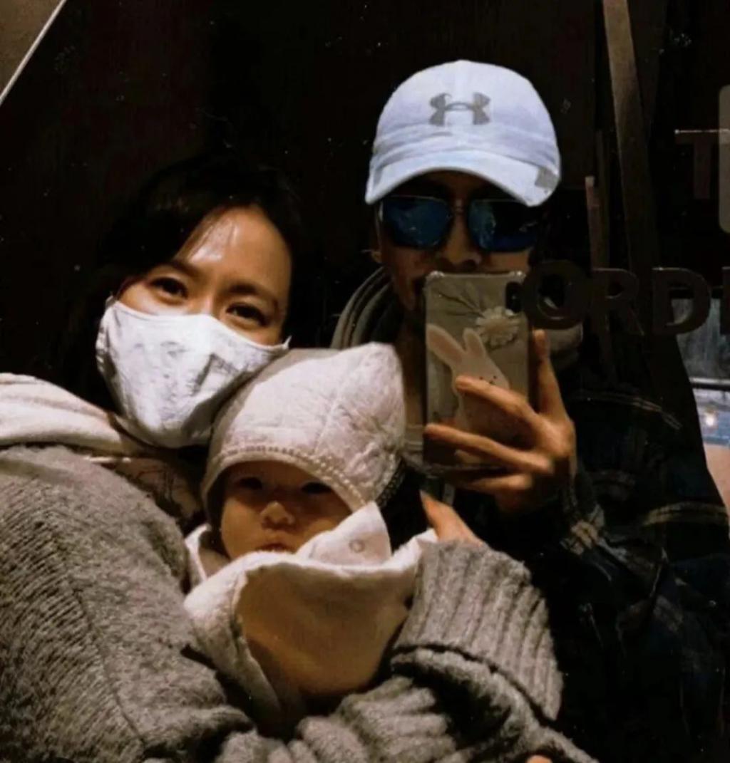 孙艺珍41岁庆生照疑似二胎来了，玄彬三个贴心细节甜爆全网