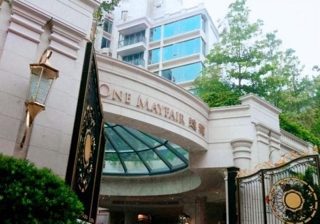 港姐郭嘉文彻底“消失”了，35岁梁洛施终究笑到了最后！