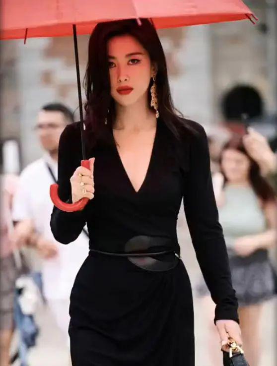 孙俪和朱珠亮相红毯：有人颜值昙花一现，有人越老越年轻