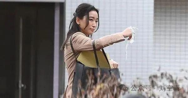 这大瓜，估计娱乐圈要被吓死