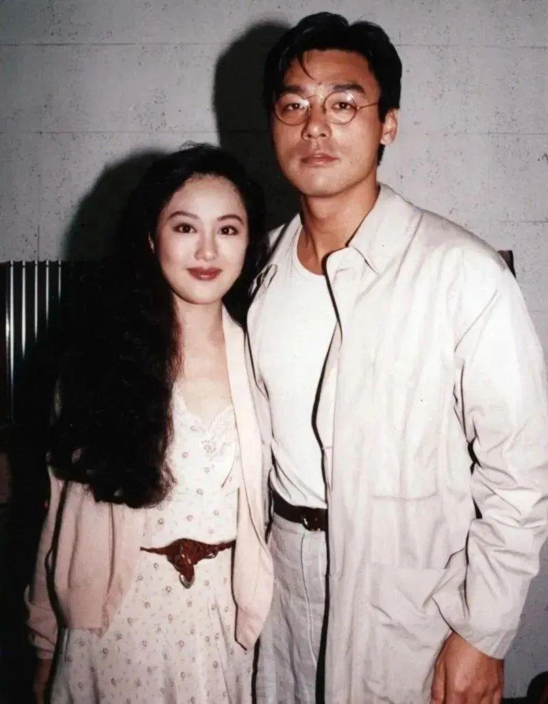 年度色来了，可蜜桃粉才不是“好嫁风”