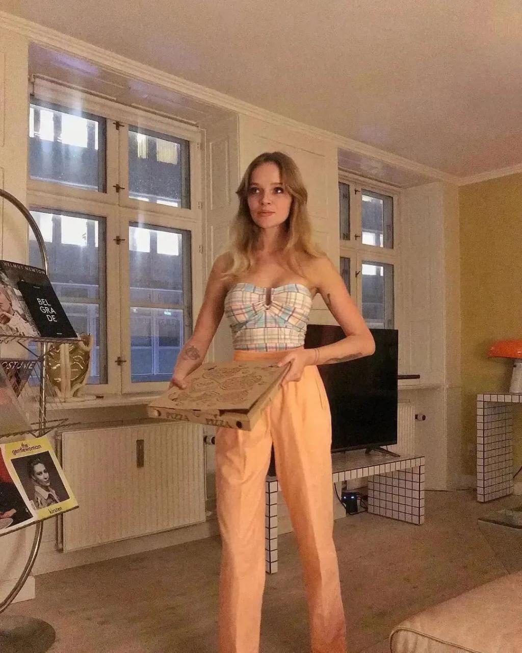 年度色来了，可蜜桃粉才不是“好嫁风”