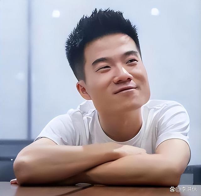 主播净收入50强名单曝光：小杨哥32亿夺冠，董宇辉排第4