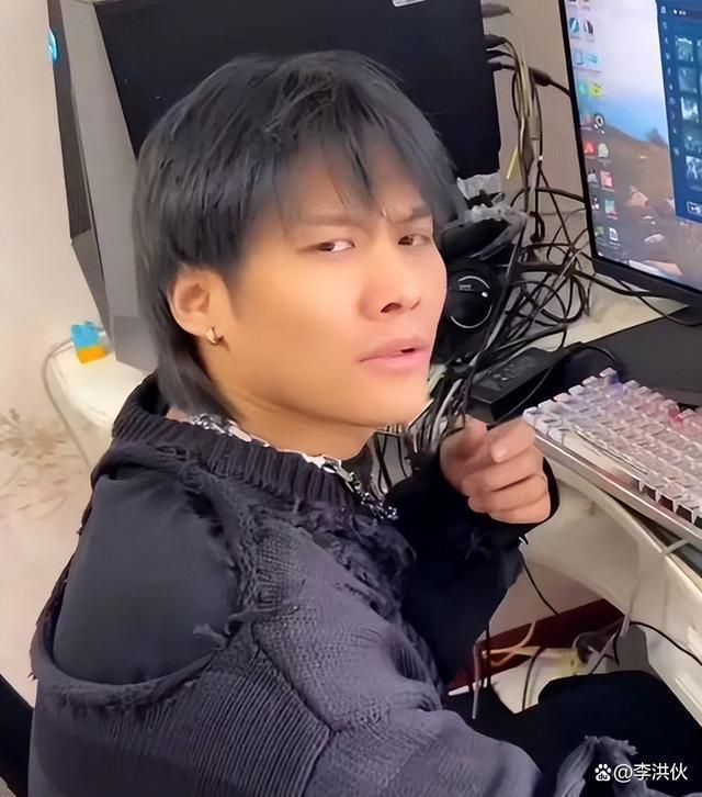 主播净收入50强名单曝光：小杨哥32亿夺冠，董宇辉排第4