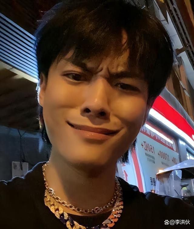 主播净收入50强名单曝光：小杨哥32亿夺冠，董宇辉排第4