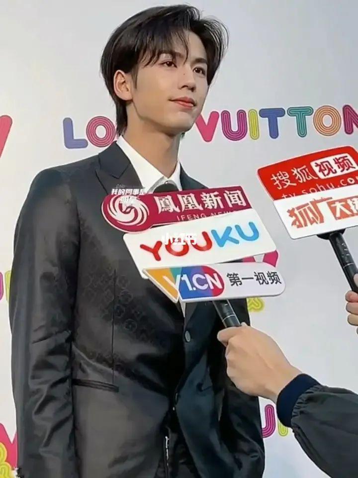 他怎么又帅又好玩啊！