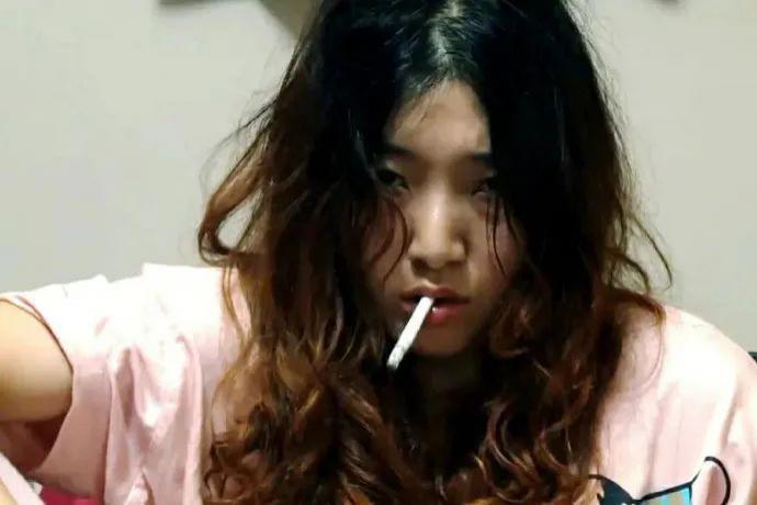 减肥100斤！她对自己也太狠了……