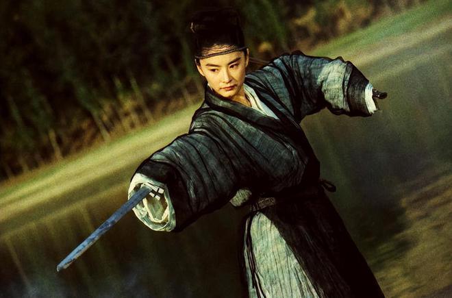王家卫的赚钱之道：光凭《繁花》这部剧就赚了3亿？