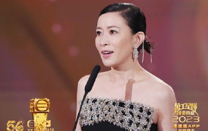 这个瓜，她脸可真的吓死人了！