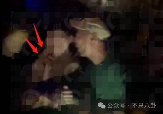 他们被曝离婚了？倒也不意外？