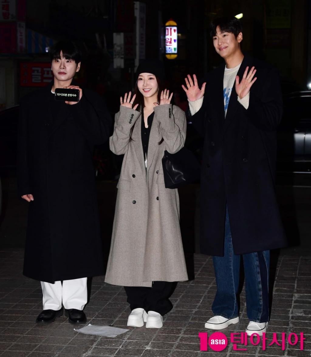 D社曝光女星收前男友生活费2.5亿韩元，本人否认