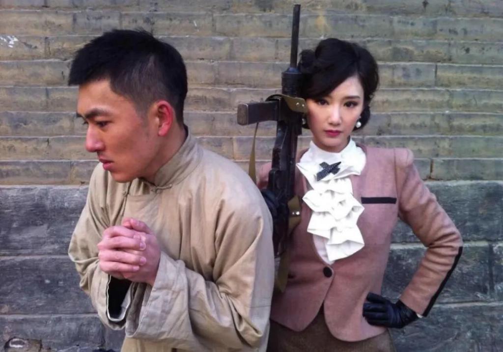 还记得《甄嬛传》里一直长高的三阿哥吗？竟是个搞笑男？
