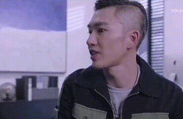 还记得《甄嬛传》里一直长高的三阿哥吗？竟是个搞笑男？