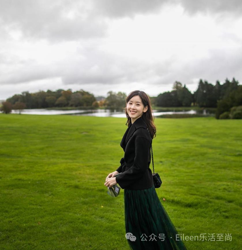 奶茶妹妹身家六百亿？生完二胎她又如何打进顶级名媛圈？