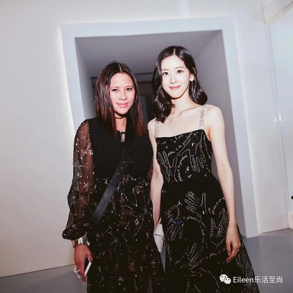 奶茶妹妹身家六百亿？生完二胎她又如何打进顶级名媛圈？