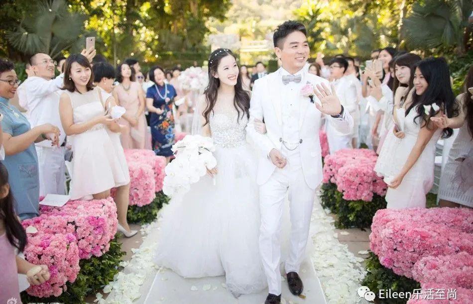 奶茶妹妹身家六百亿？生完二胎她又如何打进顶级名媛圈？