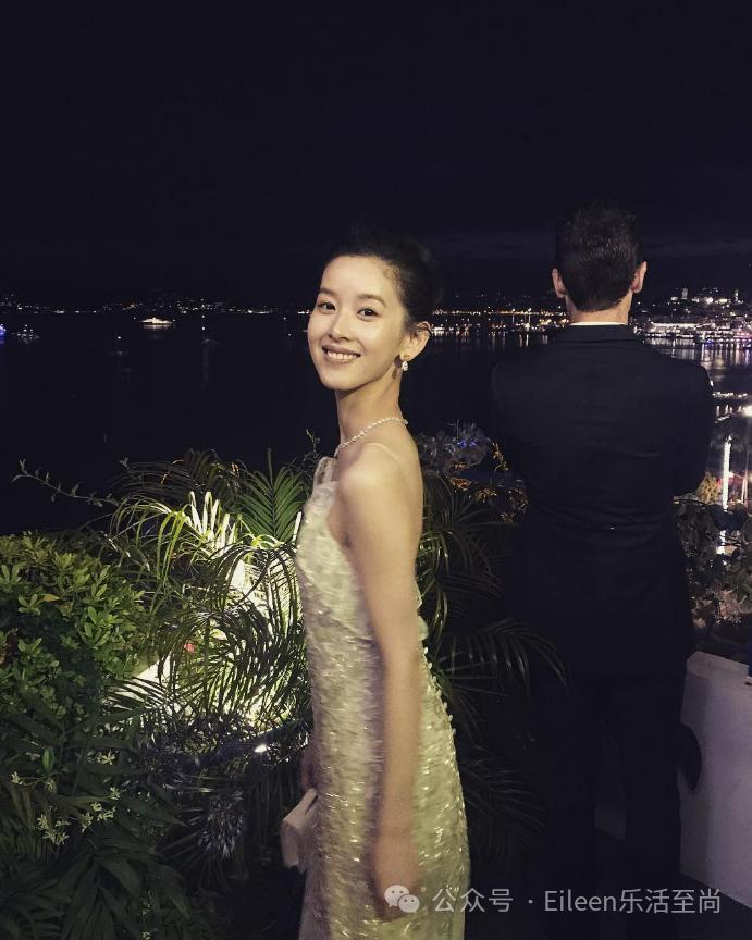 奶茶妹妹身家六百亿？生完二胎她又如何打进顶级名媛圈？