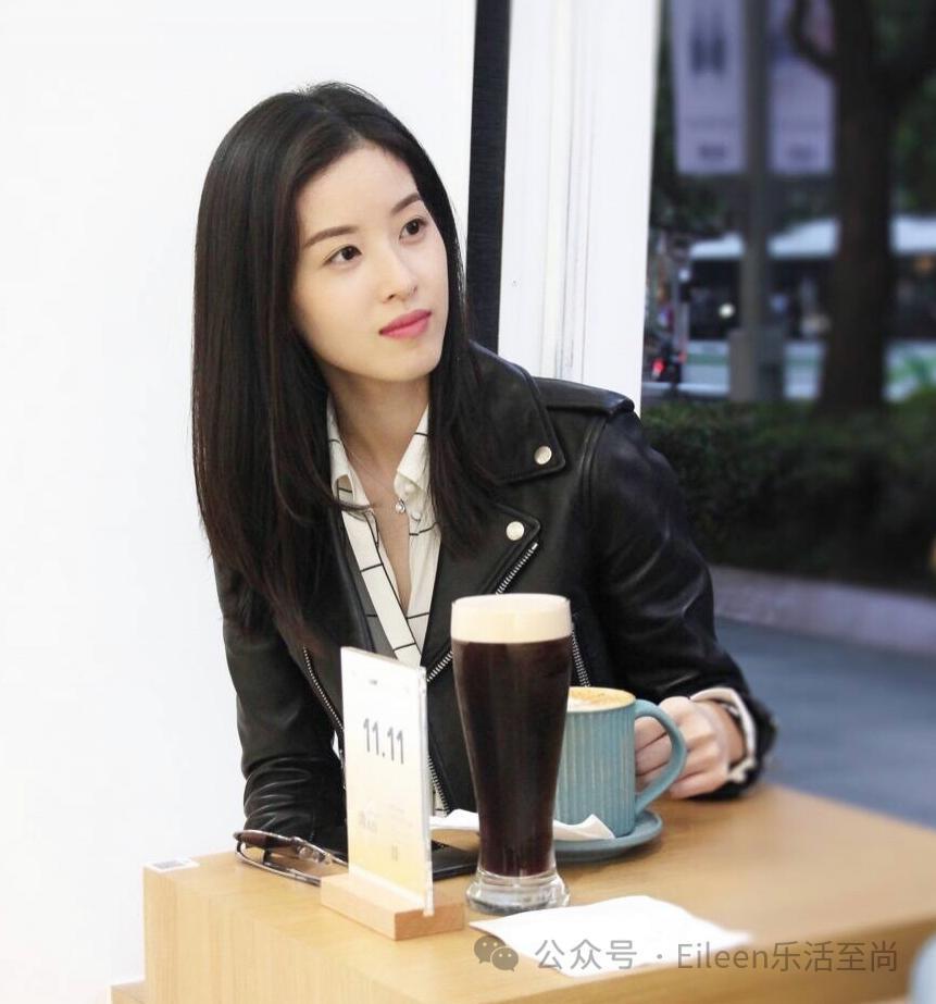 奶茶妹妹身家六百亿？生完二胎她又如何打进顶级名媛圈？