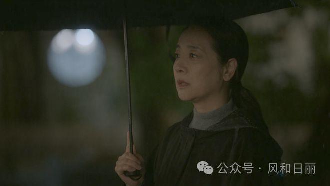 陈小艺和儿子演绎悲情母子：窒息的母爱，残酷的人生