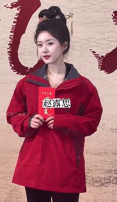 离开郭敬明,虞书欣又美了!