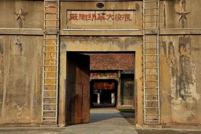 没看过这部剧，你根本不知道人生的苦