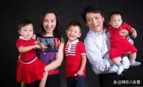 她与导演裸婚，在地下室连生3胎，丈夫用7部剧将她捧红