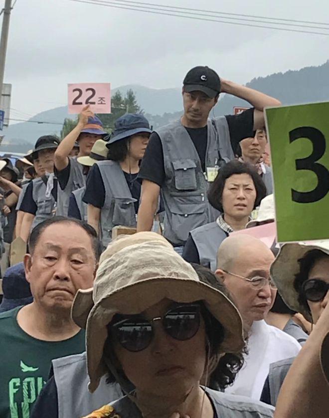 高贤贞澄清当年与赵寅成机场同框绯闻:旁边还有宋仲基等人