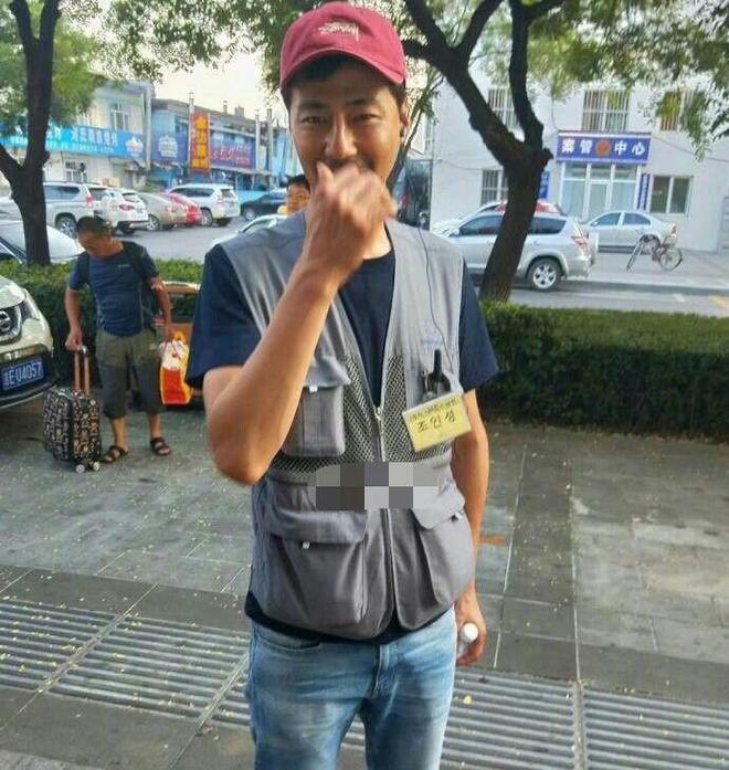 高贤贞澄清当年与赵寅成机场同框绯闻:旁边还有宋仲基等人