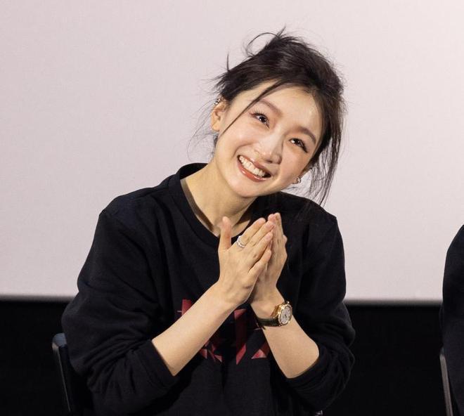 金扫帚奖提名惹争议，被质疑全看人情公关，杨幂入围被撤