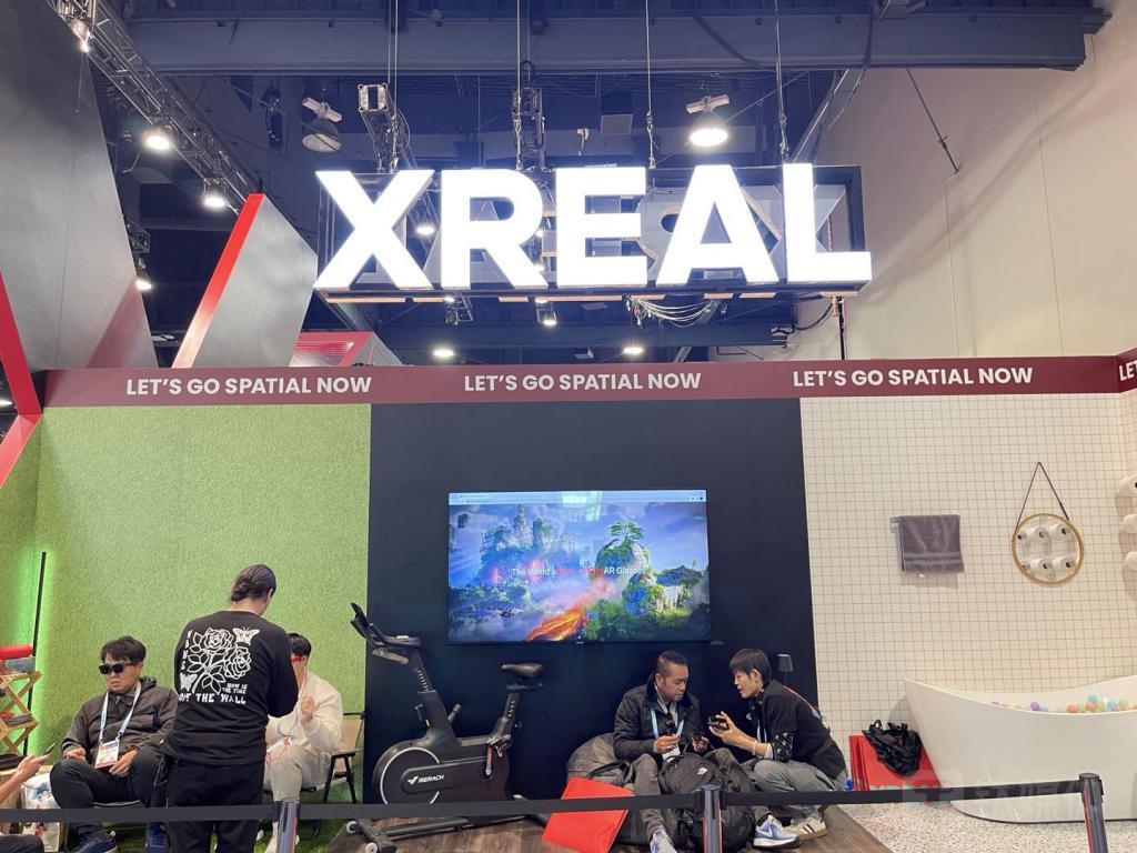 对话XREAL徐驰：极致的产品一定经过剪裁，Vision Pro还未到iPhone时刻