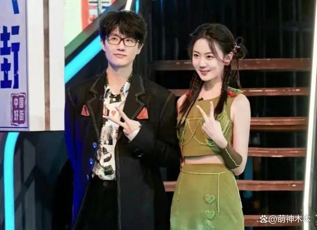 许嵩冯禧被曝分手！疑似与张靓颖炒CP惹怒女方