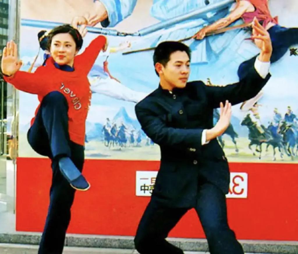 女儿抑郁症，太太利智神隐，60岁李连杰的奇幻人生