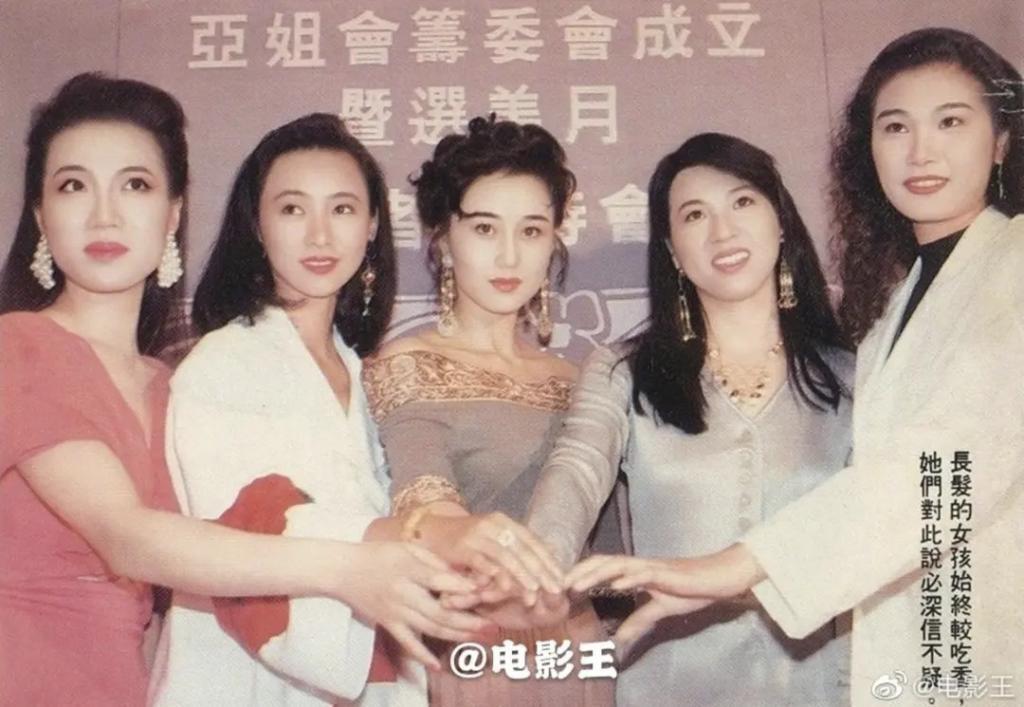 女儿抑郁症，太太利智神隐，60岁李连杰的奇幻人生